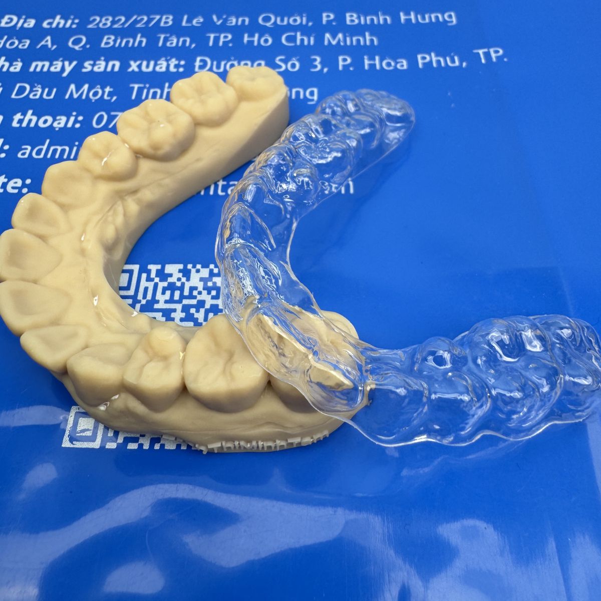 Hàm Trong Suốt Nhựa Đài Loan