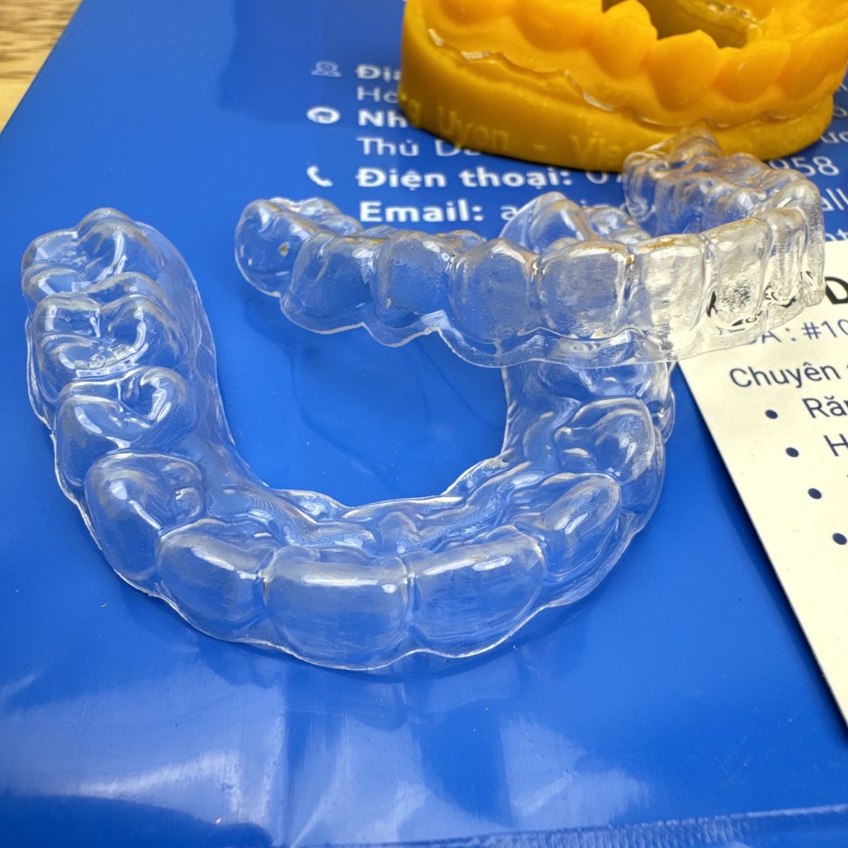 Hàm Trong Suốt Nhựa Đức