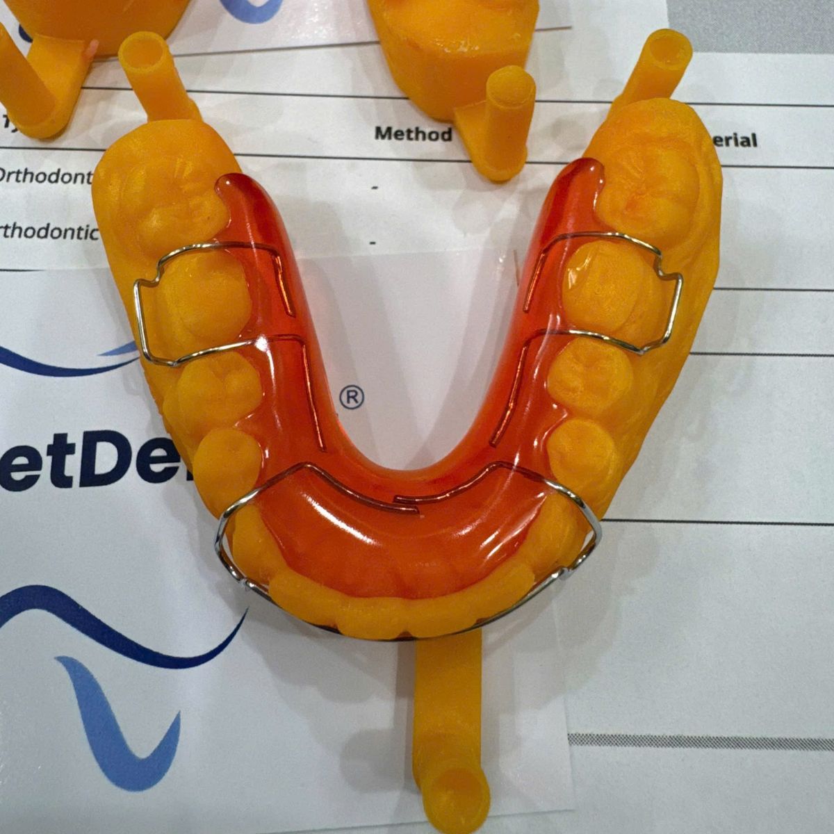 Hàm Hawley (Kim Loại)