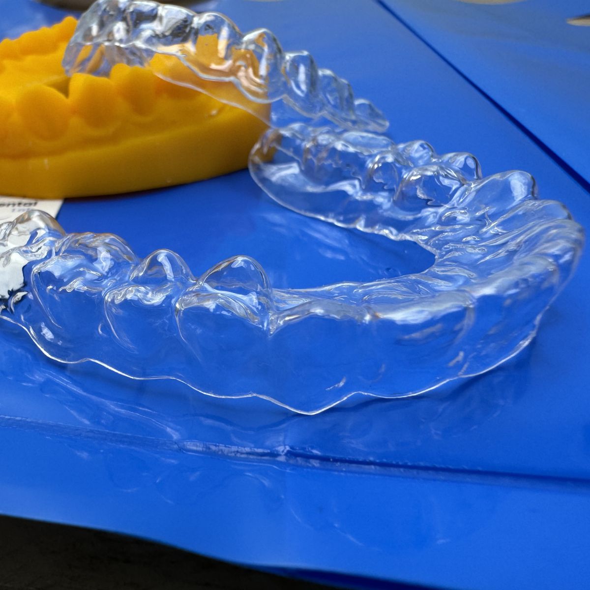 Hàm Trong Suốt Nhựa Mỹ